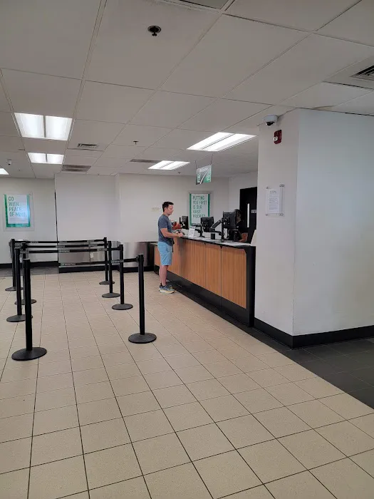 Enterprise Rent-A-Car - Denver International Airport (DEN) Picture 4