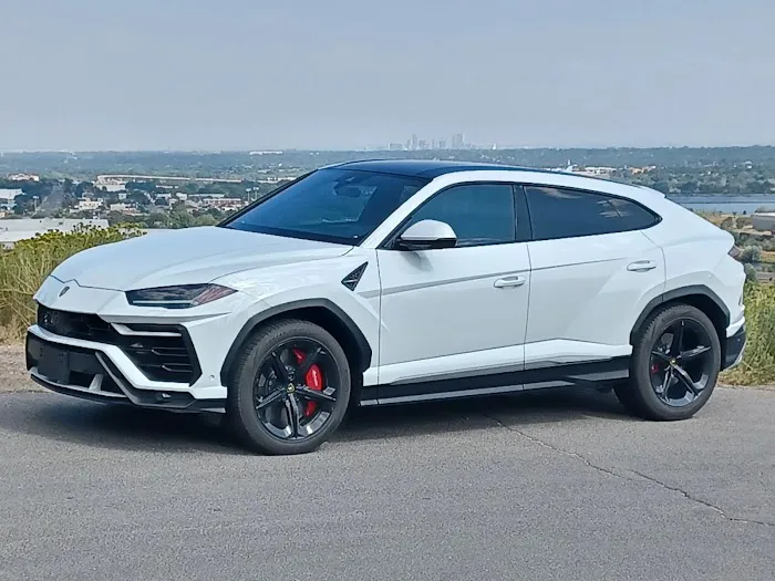 Denver Exotic Rental Cars Picture 6