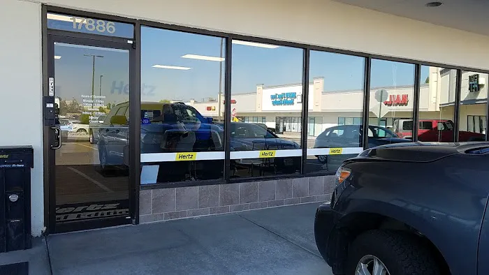 Hertz Car Rental - Parker - Cottonwood Drive Picture 6