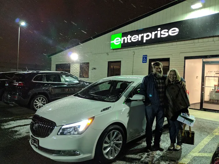 Enterprise Rent-A-Car Picture 9