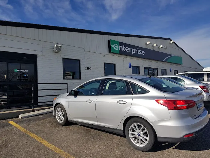 Enterprise Rent-A-Car Picture 8