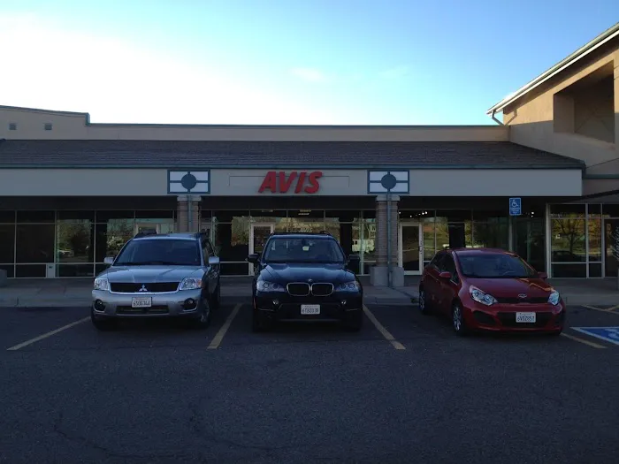 Avis Car Rental Picture 2