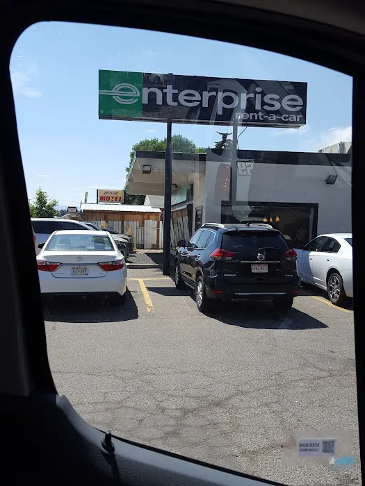 Enterprise Rent-A-Car Picture 4