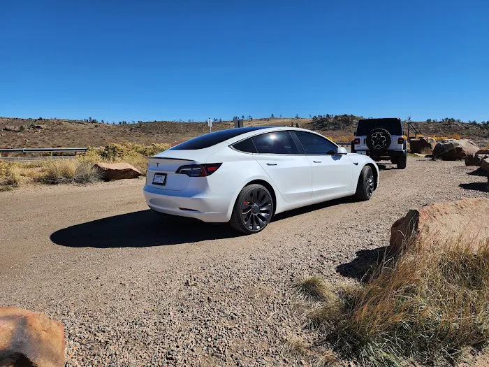 NOCO Auto Rentals Picture 4