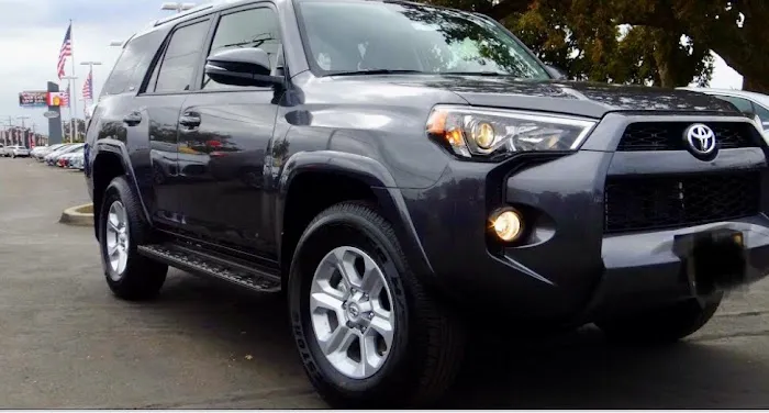 Last Resort Car Rental Picture 4