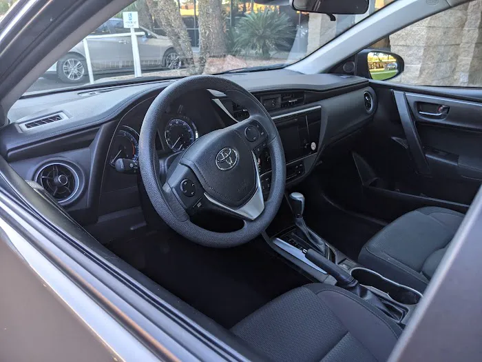 Last Resort Car Rental Picture 10