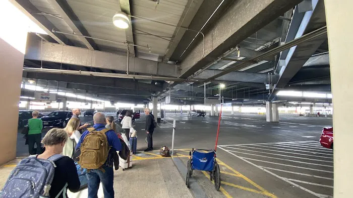 Dollar Car Rental - Phoenix - Sky Harbor International Airport Picture 2