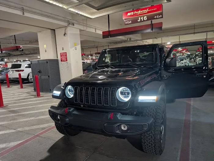 Avis Car Rental Picture 8
