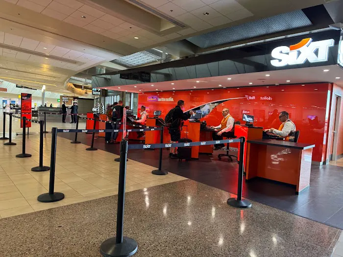 SIXT Rent a Car Phoenix Sky Harbor Airport Picture 4