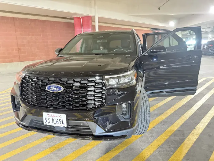 Phoenix Airport Rental Car Center Picture 4