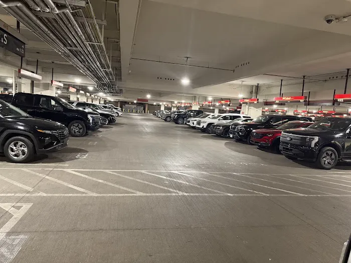 Phoenix Airport Rental Car Center Picture 6