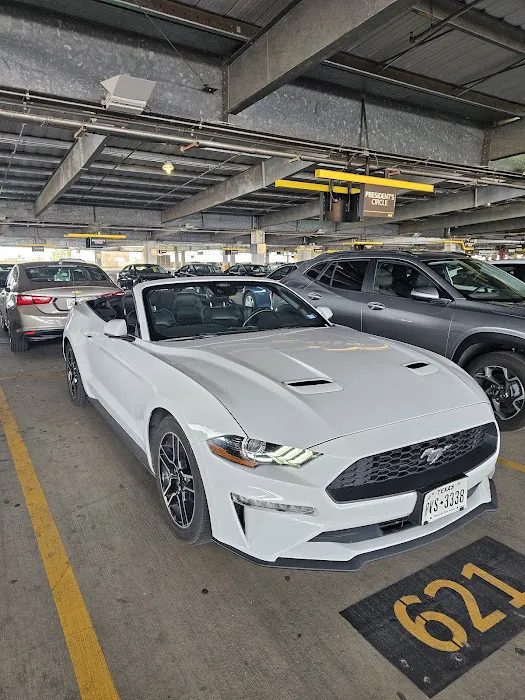 Phoenix Airport Rental Car Center Picture 10