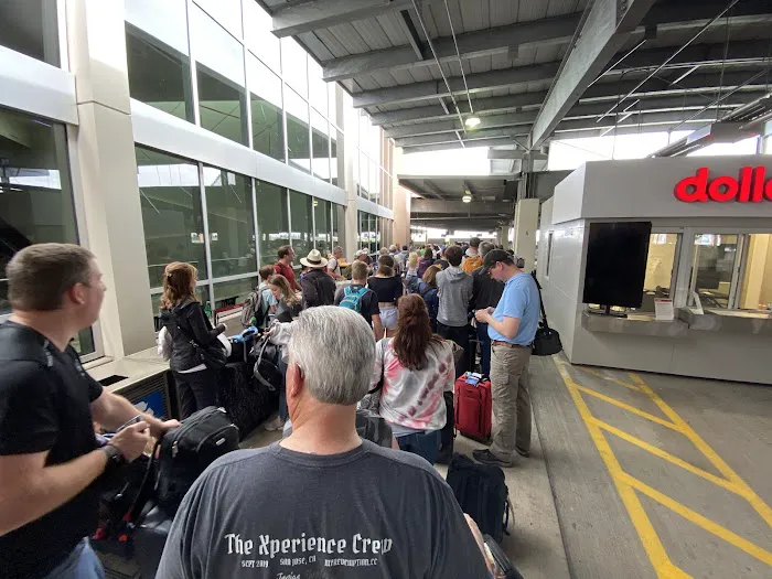 Thrifty Car Rental - Phoenix - Sky Harbor International Airport Picture 2