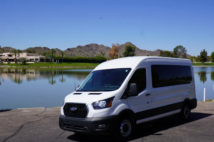Phoenix Discount Car Rental Picture 1