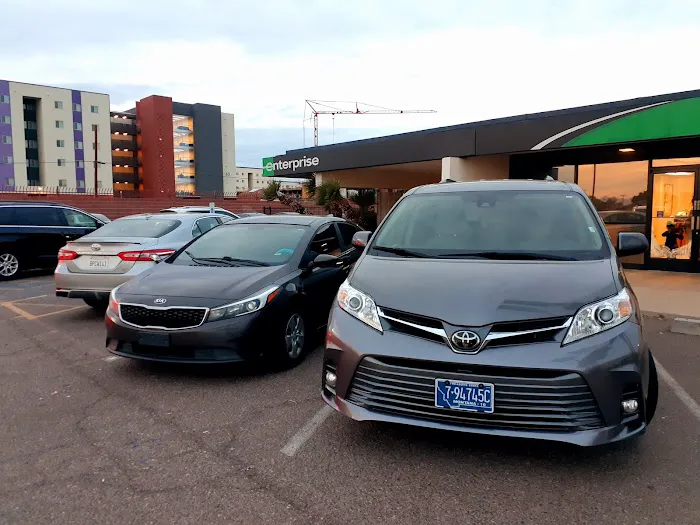 Enterprise Rent-A-Car Picture 7