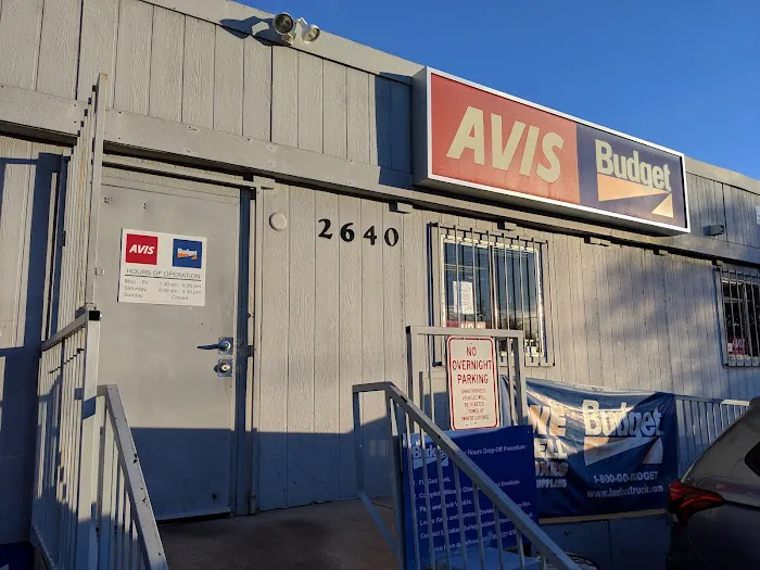Avis Car Rental Picture 1