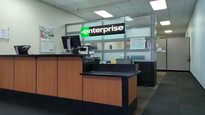 Enterprise Rent-A-Car Picture 8