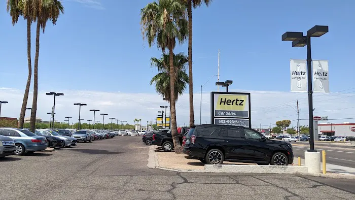 Hertz Car Rental - Phoenix - West Bell Road Picture 6