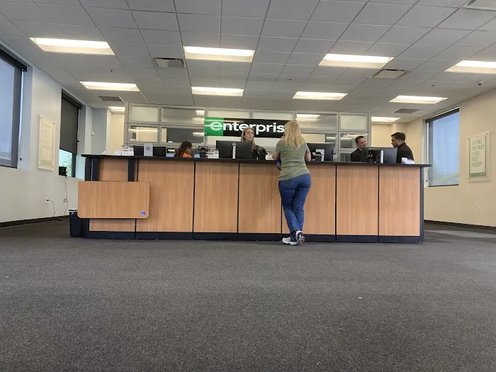 Enterprise Rent-A-Car Picture 3