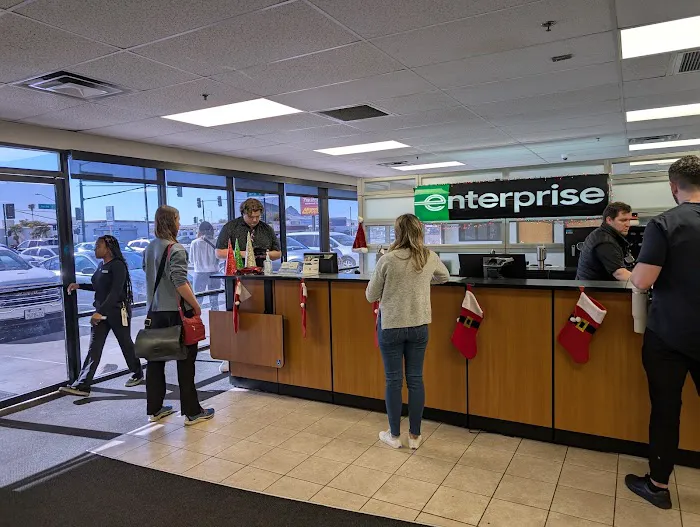 Enterprise Rent-A-Car Picture 9