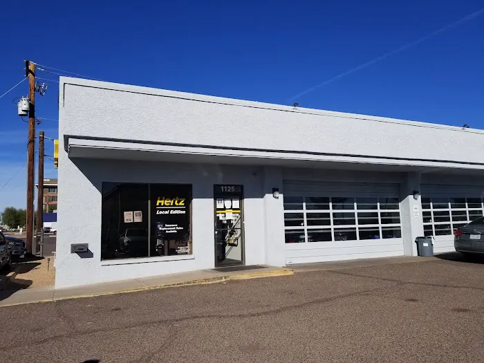 Hertz Car Rental - Scottsdale - North Scottsdale Road Picture 9