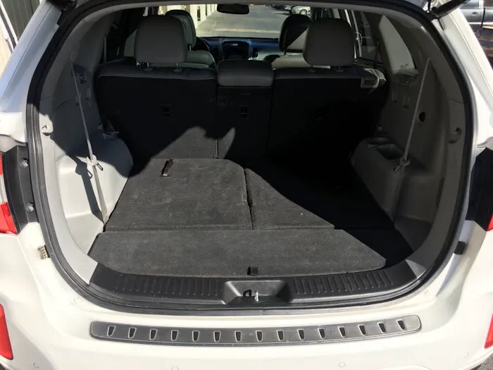 InstaCar Rentals Picture 6