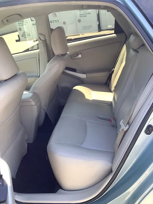 Trusted Auto Rideshare Vehicle Provider Picture 4