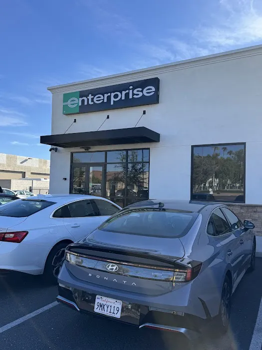 Enterprise Rent-A-Car Picture 1