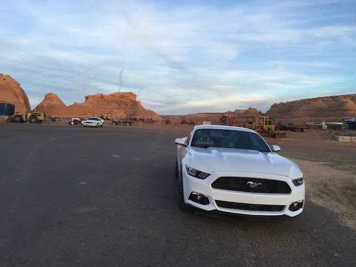 Avis Car Rental Picture 3
