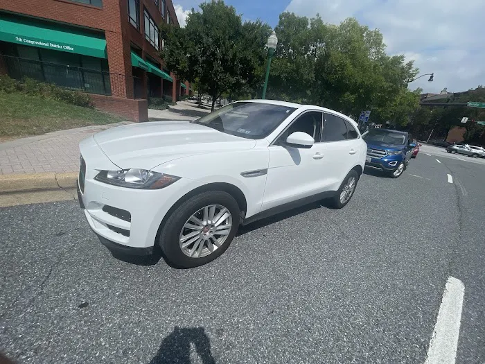Enterprise Rent-A-Car Picture 1
