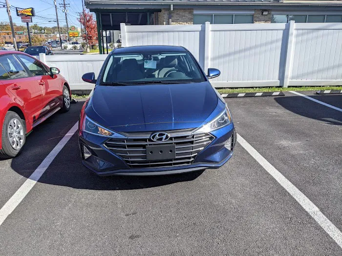 Enterprise Rent-A-Car Picture 3