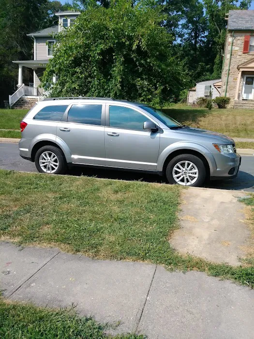 Enterprise Rent-A-Car Picture 4