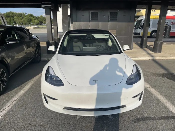 Hertz Car Rental - Baltimore - Reisterstown Road Picture 5