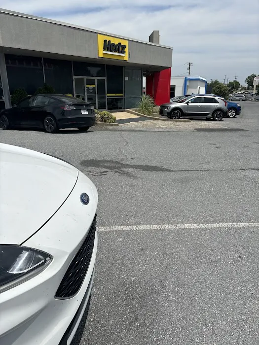 Hertz Car Rental - Catonsville - Baltimore National Pike Picture 1