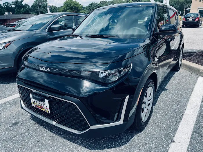 Easy Car Rental Picture 4