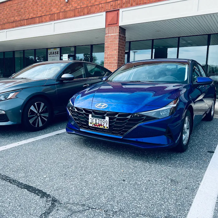 Easy Car Rental Picture 3