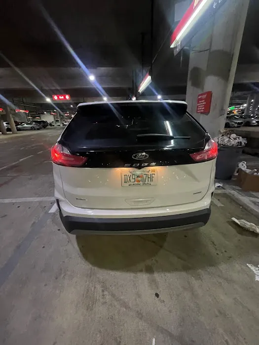 Avis Car Rental Picture 5