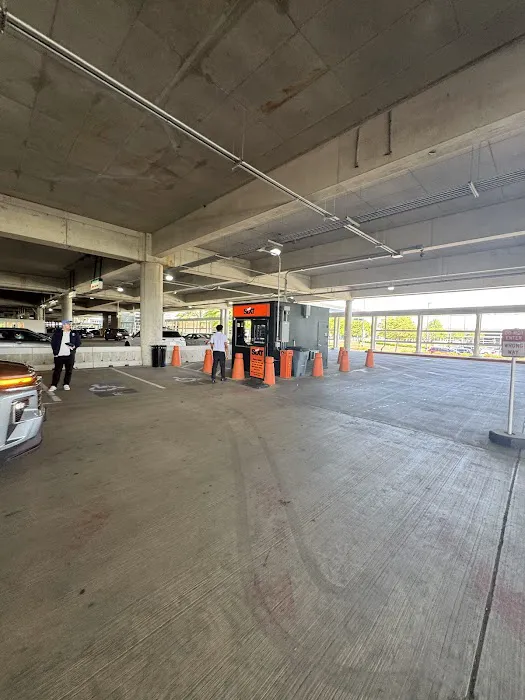 SIXT Rent a Car Baltimore Int Airport Picture 4