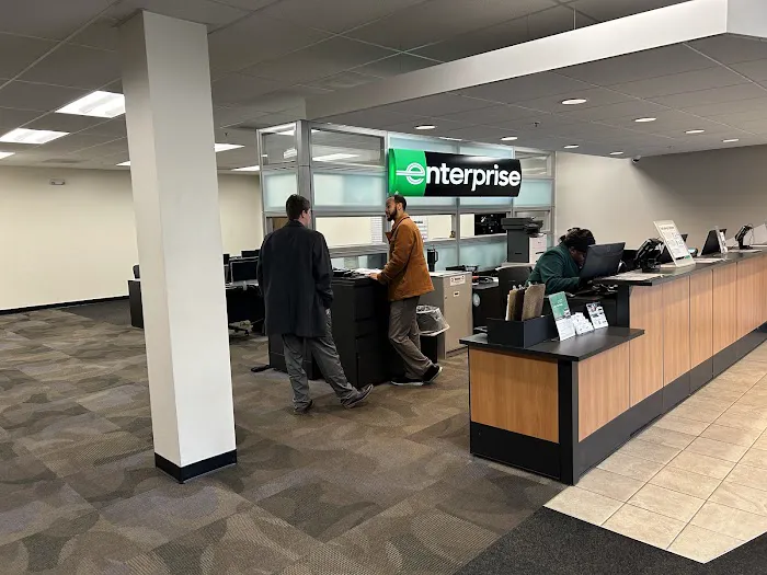 Enterprise Rent-A-Car Picture 3