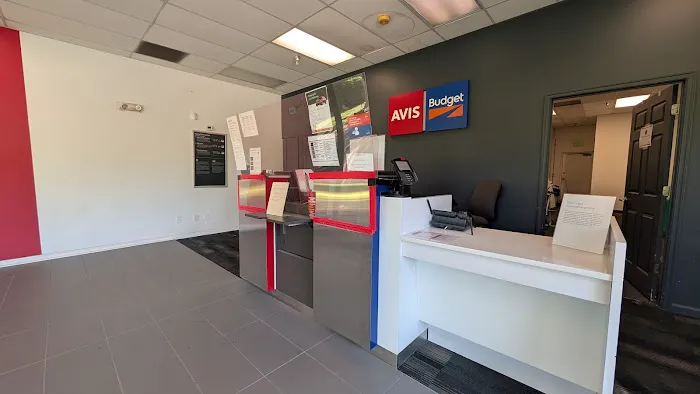 Avis Car Rental Picture 2