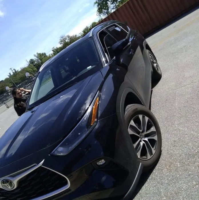 Enterprise Rent-A-Car Picture 8