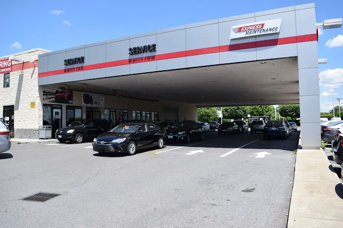 DARCARS 355 Toyota Rockville Rental Center Picture 5