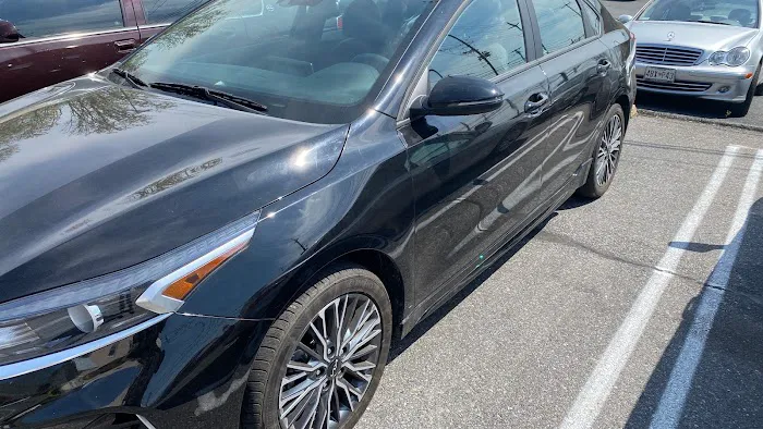 Kev’s Car Rentals Picture 7