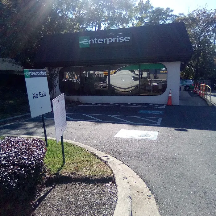 Enterprise Rent-A-Car Picture 3