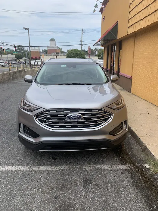 Avis Car Rental Picture 3