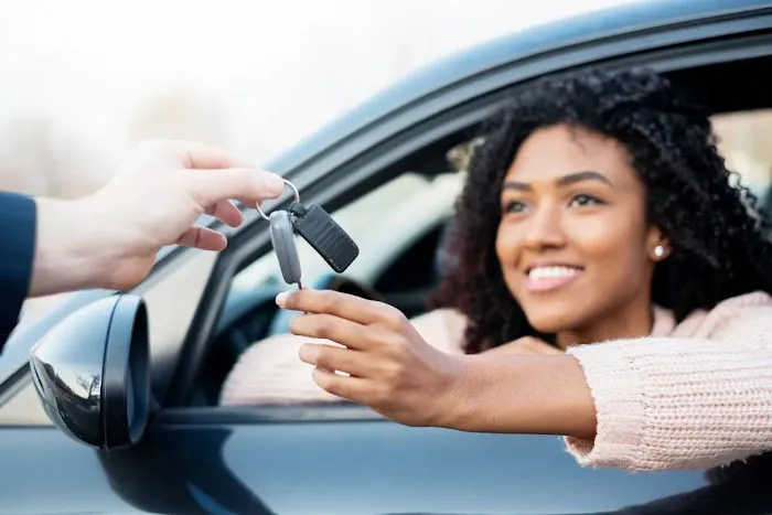 Ikeconic Car Rentals Picture 5