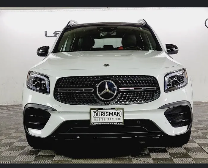 Black Car Rental Picture 5