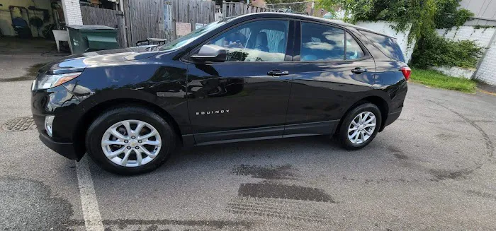 Kaval Car Rental Picture 1