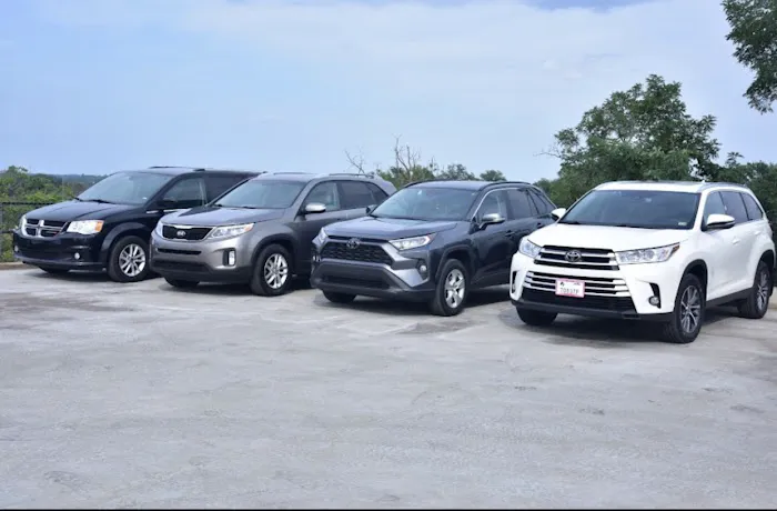 Dimmples Car Rentals Picture 2