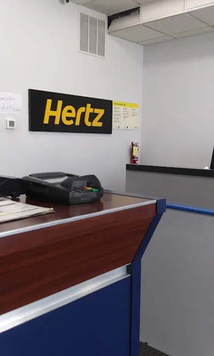 Hertz Car Rental Picture 6